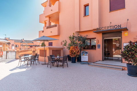 Middle Floor Apartment in Benahavís, Costa del Sol – 1 beds – 250000 € - photo 28 of 32