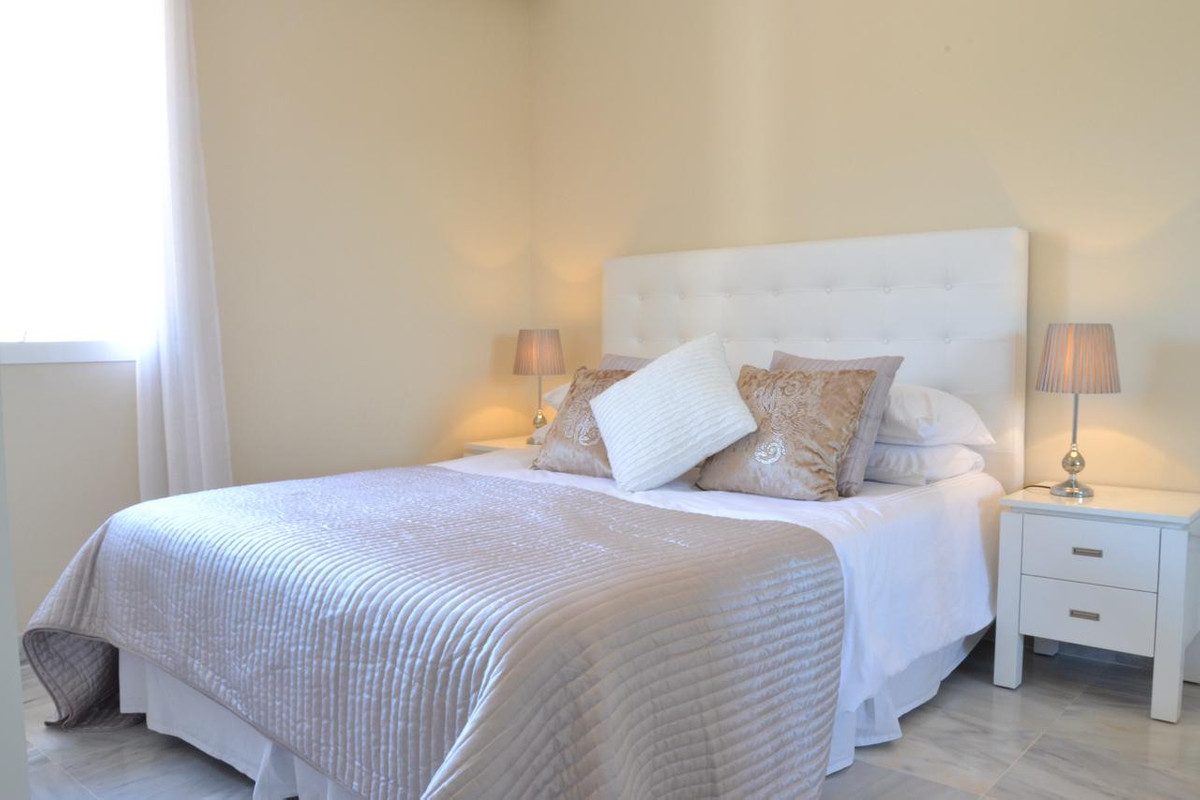 Penthouse in Marbella, Costa del Sol – 2 beds – 525000 € - photo 13 of 19