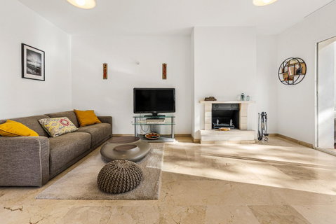 Middle Floor Apartment in Marbella, Costa del Sol – 2 beds – 399000 € - photo 7 of 25