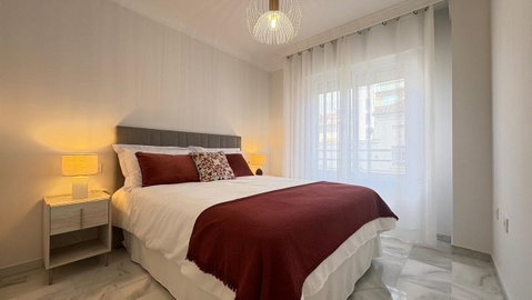 Middle Floor Apartment in Marbella, Costa del Sol – 2 beds – 465000 € - photo 4 of 15
