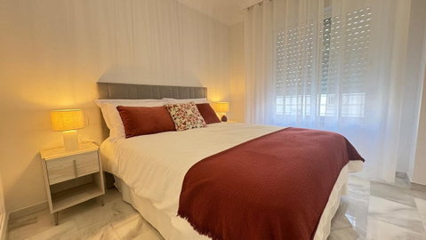 Middle Floor Apartment in Marbella, Costa del Sol – 2 beds – 465000 € - photo 9 of 15