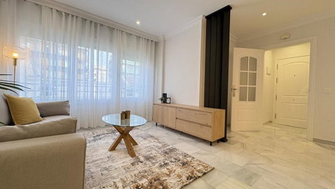 Middle Floor Apartment in Marbella, Costa del Sol – 2 beds – 465000 € - photo 10 of 15