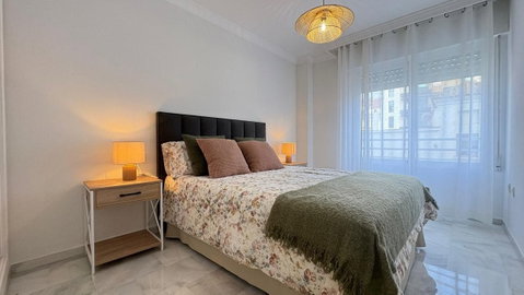 Middle Floor Apartment in Marbella, Costa del Sol – 2 beds – 465000 € - photo 14 of 15