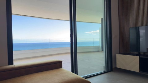 Middle Floor Apartment in Fuengirola, Costa del Sol – 2 beds – 650000 € - photo 2 of 15