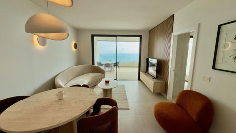 Middle Floor Apartment in Fuengirola, Costa del Sol – 2 beds – 650000 € - photo 9 of 15