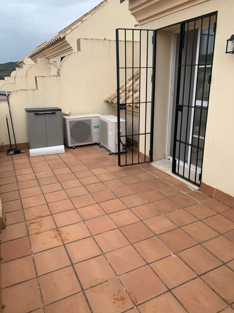 Townhouse in Manilva, Costa del Sol – 4 beds – 320000 € - photo 27 of 30