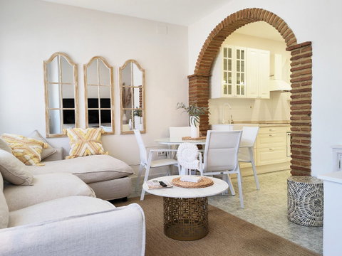 Ground Floor Apartment in Mijas, Costa del Sol – 2 beds – 290000 € - photo 2 of 14