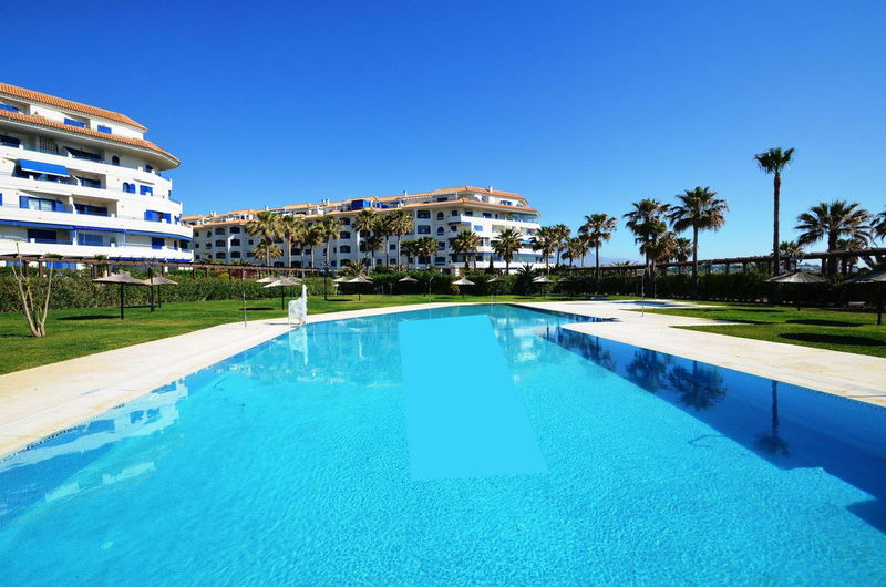 Ground Floor Apartment in Manilva, Costa del Sol – 3 beds – 780000 €