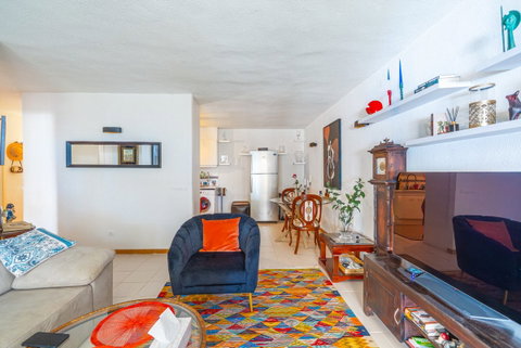 Middle Floor Apartment in Estepona, Costa del Sol – 2 beds – 350000 € - photo 8 of 22