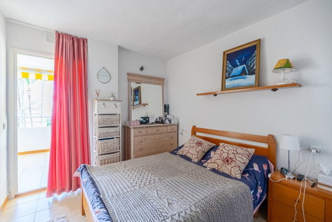 Middle Floor Apartment in Estepona, Costa del Sol – 2 beds – 350000 € - photo 14 of 22