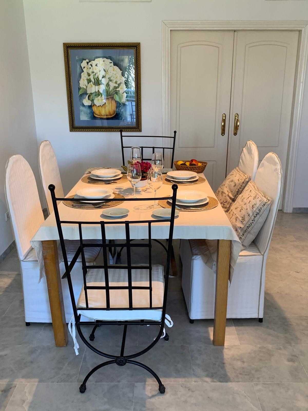 Middle Floor Apartment in Marbella, Costa del Sol – 3 beds – 650000 € - photo 3 of 12