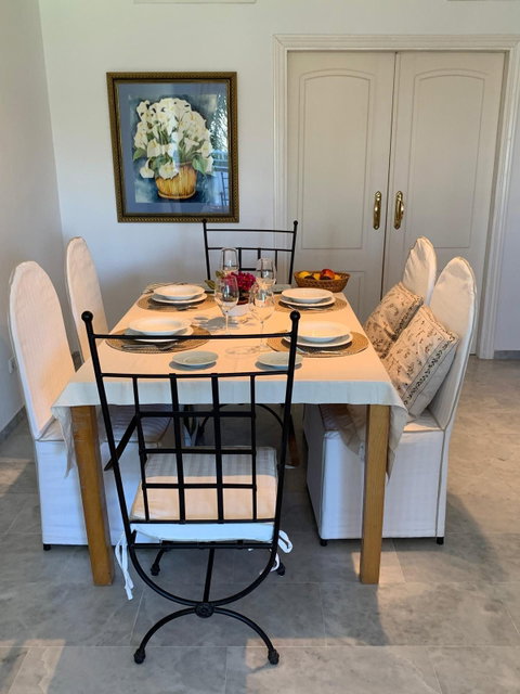 Middle Floor Apartment in Marbella, Costa del Sol – 3 beds – 650000 € - photo 3 of 12