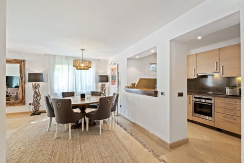 Ground Floor Apartment in Marbella, Costa del Sol – 2 beds – 695000 € - photo 18 of 24