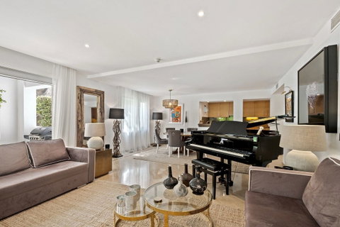 Ground Floor Apartment in Marbella, Costa del Sol – 2 beds – 695000 € - photo 21 of 24