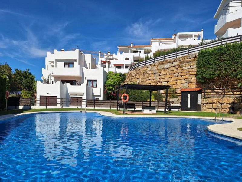 Ground Floor Apartment in Casares, Costa del Sol – 3 beds – 365000 €