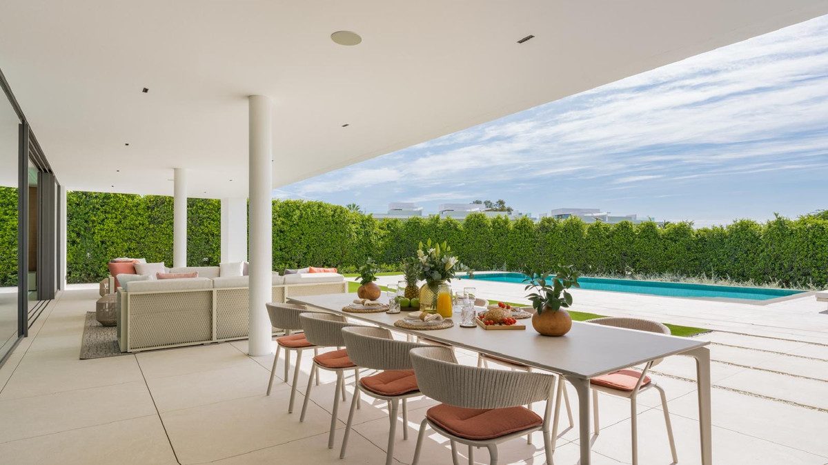 Detached Villa in Marbella, Costa del Sol – 5 beds – 9500000 € - photo 6 of 46