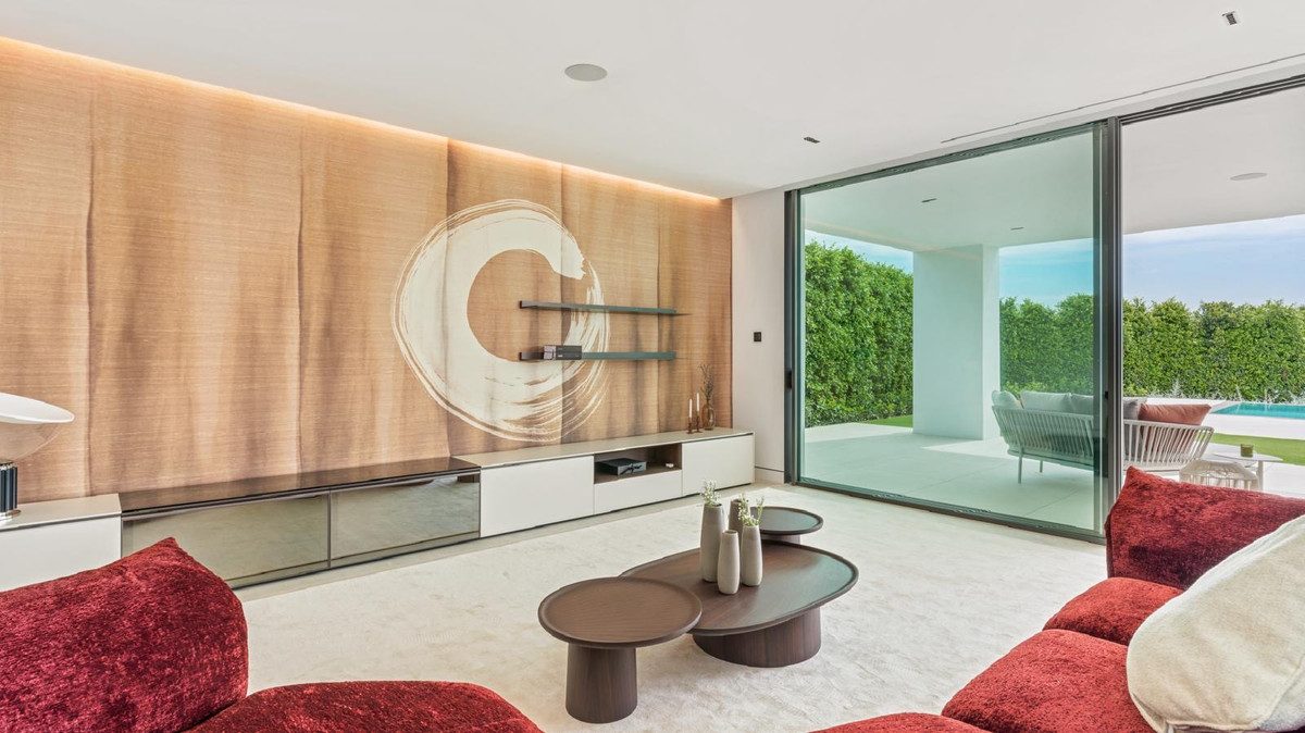 Detached Villa in Marbella, Costa del Sol – 5 beds – 9500000 € - photo 15 of 46