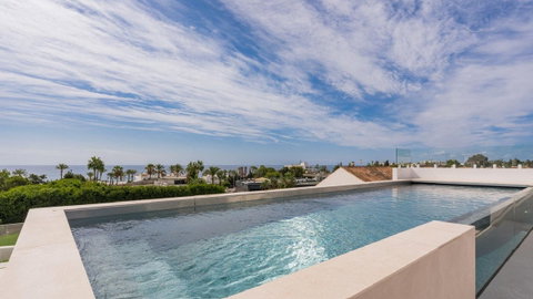 Detached Villa in Marbella, Costa del Sol – 5 beds – 9500000 € - photo 28 of 46