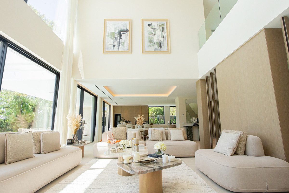 Detached Villa in Marbella, Costa del Sol – 6 beds – 8750000 € - photo 8 of 31