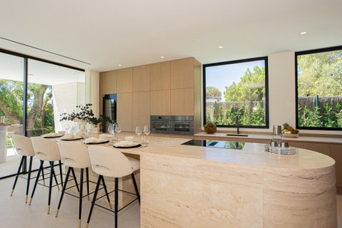 Detached Villa in Marbella, Costa del Sol – 6 beds – 8750000 € - photo 10 of 31