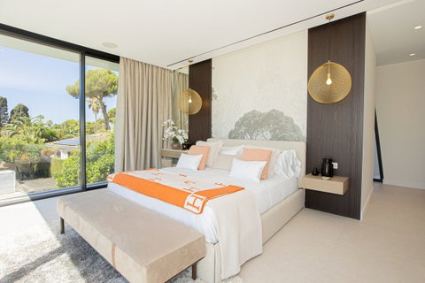 Detached Villa in Marbella, Costa del Sol – 6 beds – 8750000 € - photo 12 of 31