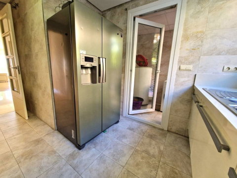 Middle Floor Apartment in Marbella, Costa del Sol – 2 beds – 585000 € - photo 26 of 40