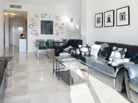 Penthouse in Manilva, Costa del Sol – 2 beds – 299000 € - photo 9 of 52