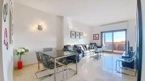Penthouse in Manilva, Costa del Sol – 2 beds – 299000 € - photo 10 of 52