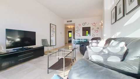 Penthouse in Manilva, Costa del Sol – 2 beds – 299000 € - photo 22 of 52