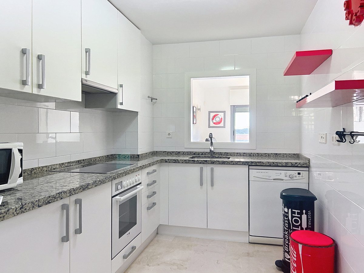 Penthouse in Manilva, Costa del Sol – 2 beds – 299000 € - photo 25 of 52