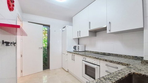 Penthouse in Manilva, Costa del Sol – 2 beds – 299000 € - photo 26 of 52