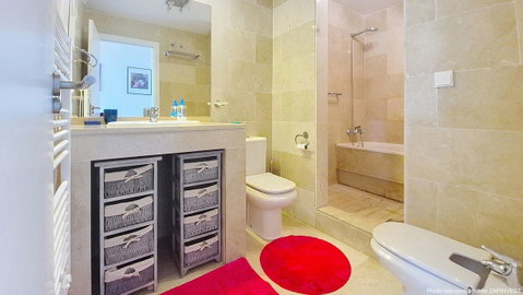 Penthouse in Manilva, Costa del Sol – 2 beds – 299000 € - photo 35 of 52
