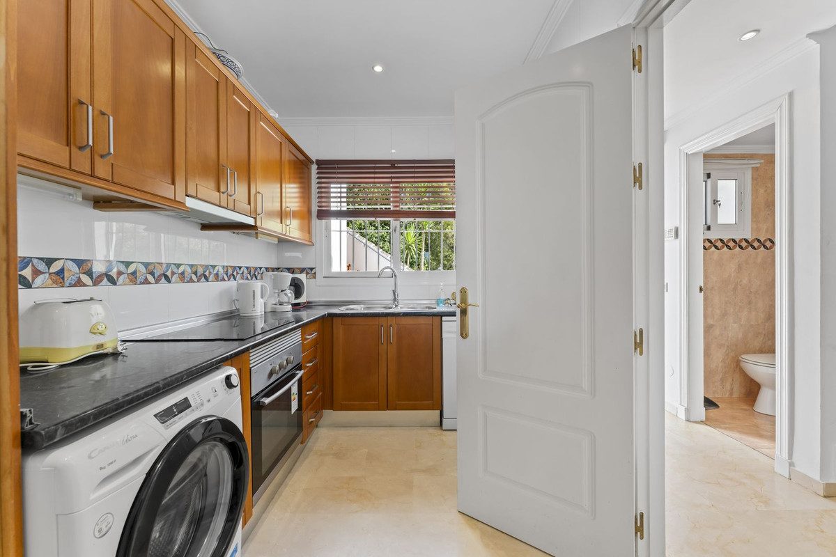 Duplex in Mijas, Costa del Sol – 2 beds – 349000 € - photo 7 of 36