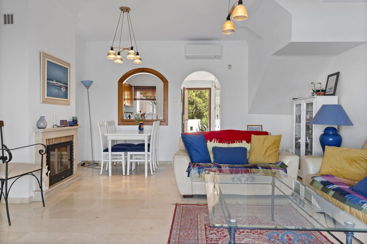 Duplex in Mijas, Costa del Sol – 2 beds – 349000 € - photo 17 of 36