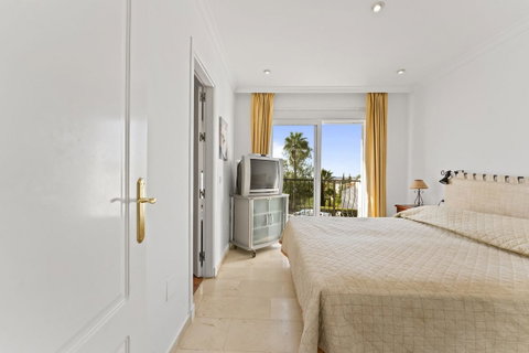 Duplex in Mijas, Costa del Sol – 2 beds – 349000 € - photo 27 of 36