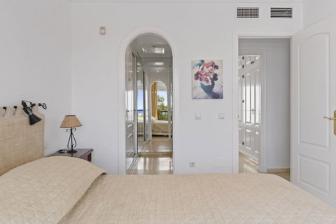 Duplex in Mijas, Costa del Sol – 2 beds – 349000 € - photo 29 of 36