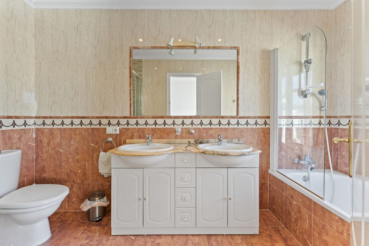 Duplex in Mijas, Costa del Sol – 2 beds – 349000 € - photo 30 of 36