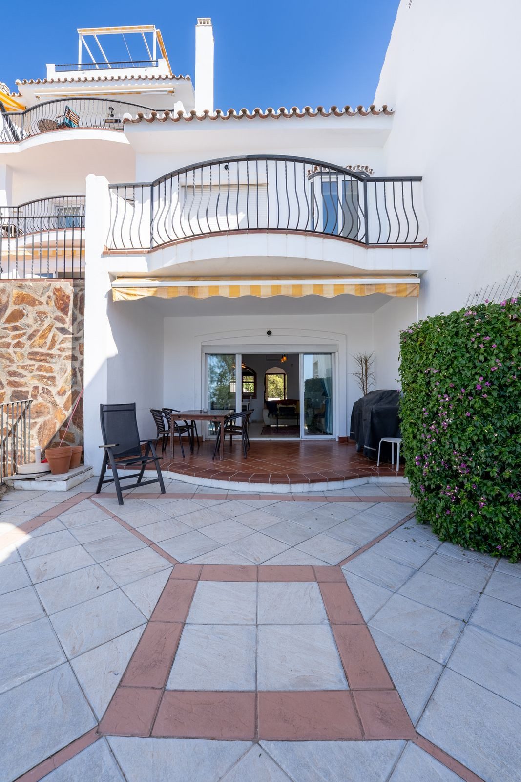 Duplex in Mijas, Costa del Sol – 2 beds – 349000 € - photo 34 of 36