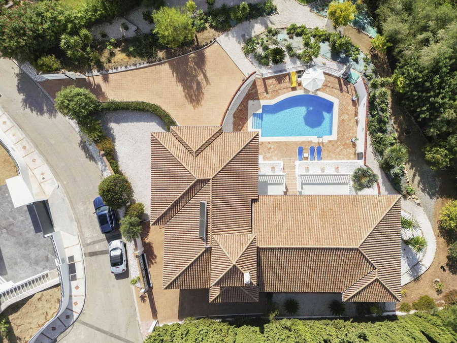 Detached Villa in Mijas, Costa del Sol – 4 beds – 1175000 € - photo 1 of 33