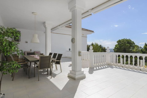 Detached Villa in Mijas, Costa del Sol – 4 beds – 1175000 € - photo 3 of 33
