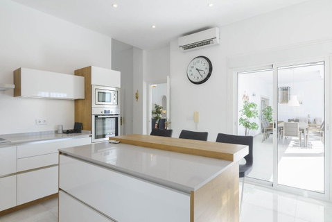 Detached Villa in Mijas, Costa del Sol – 4 beds – 1175000 € - photo 15 of 33