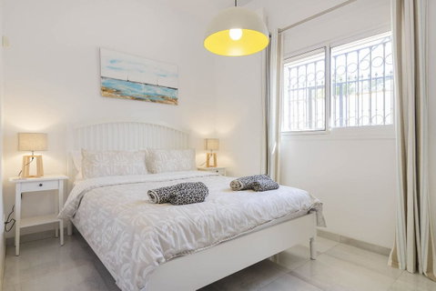 Detached Villa in Mijas, Costa del Sol – 4 beds – 1175000 € - photo 17 of 33