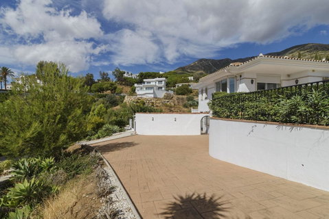 Detached Villa in Mijas, Costa del Sol – 4 beds – 1175000 € - photo 29 of 33