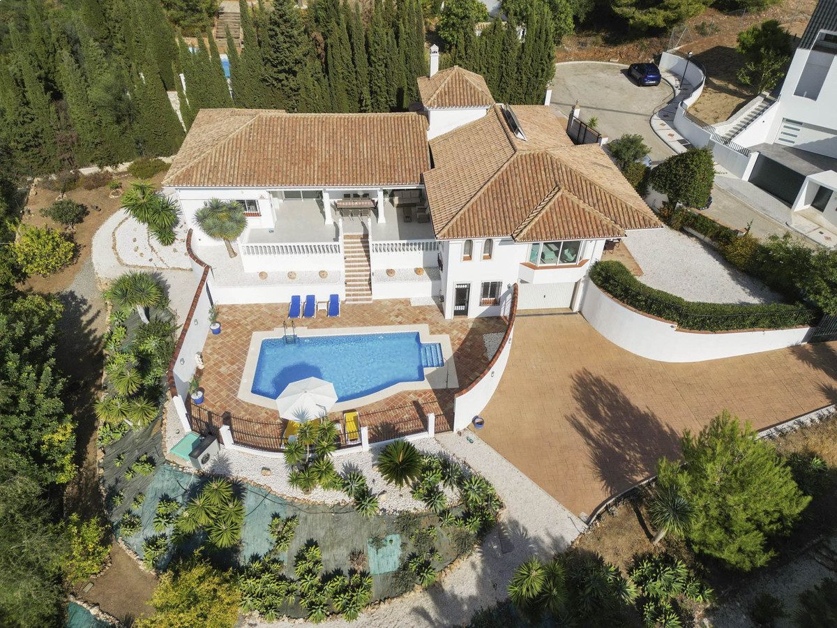 Detached Villa in Mijas, Costa del Sol – 4 beds – 1175000 € - photo 33 of 33