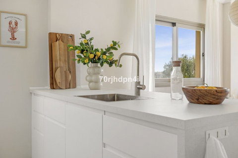 Penthouse in Estepona, Costa del Sol – 3 beds – 650000 € - photo 13 of 36
