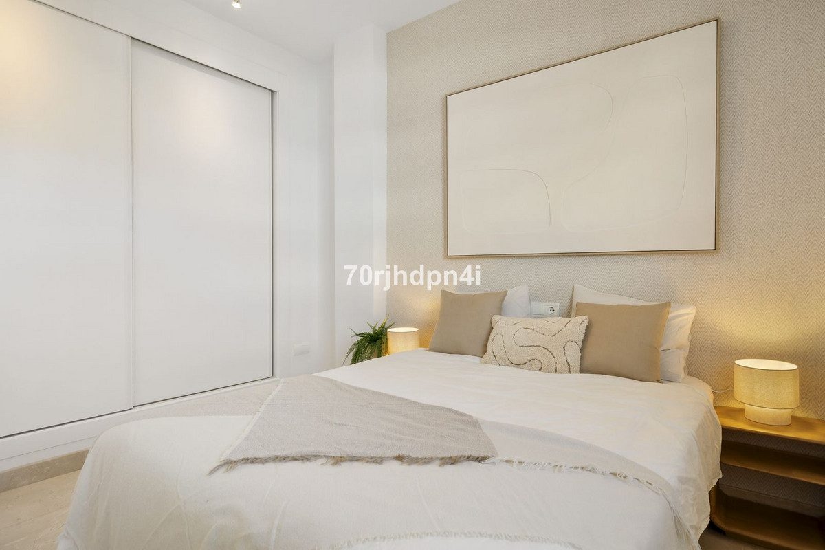 Penthouse in Estepona, Costa del Sol – 3 beds – 650000 € - photo 16 of 36