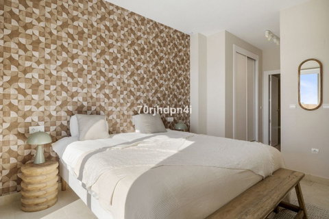 Penthouse in Estepona, Costa del Sol – 3 beds – 650000 € - photo 36 of 36