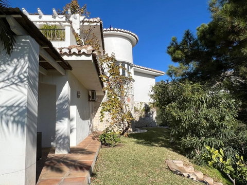 Detached Villa in Mijas, Costa del Sol – 4 beds – 1550000 € - photo 10 of 31