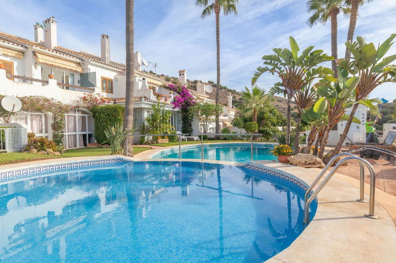 Top Floor Apartment in Mijas, Costa del Sol – 1 beds – 220000 €