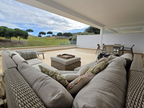 Middle Floor Apartment in Mijas, Costa del Sol – 2 beds – 485000 € - photo 14 of 33